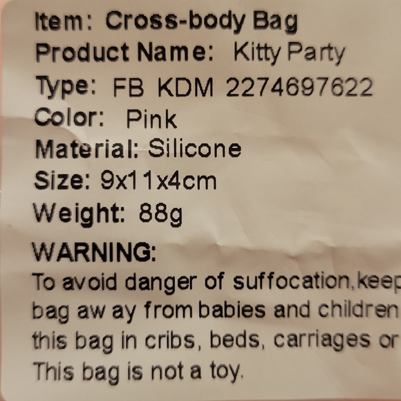 🐶2/$15🐶Hello Kitty cross body - Picture 11 of 11